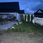 Koniec Swiata Stare Sady 公寓 *