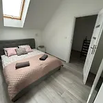 Koniec Swiata Stare Sady 아파트 Mikołajki